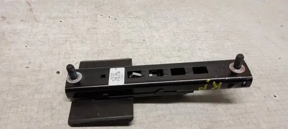 Ford Focus ST Seat belt adjustment rail AM51611C46AC 616140101E 616773300B
