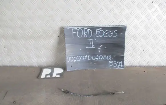 Ford Focus Loading door cable line 