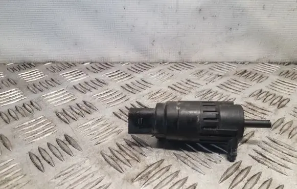 Skoda Superb B8 (3V) Windscreen/windshield washer pump 1K5955651