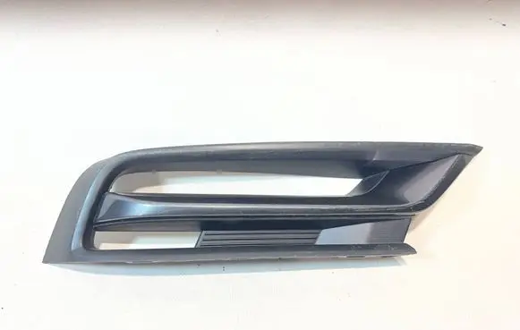 Honda HR-V Front bumper lower grill 711413M0J0