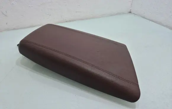 Alfa Romeo Stelvio Armrest 01561426230