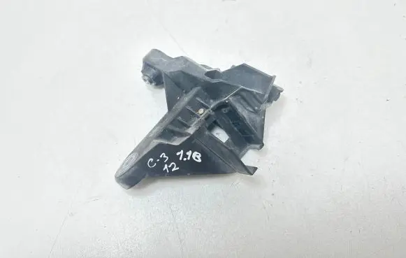 Citroen C3 Gear shift cable bracket 