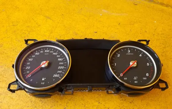 Mercedes-Benz E W213 Speedometer (instrument cluster)
