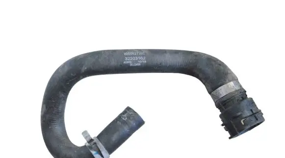 Volvo XC40 Engine coolant pipe/hose 32203162