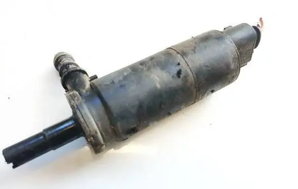 Volkswagen Touran I Headlight washer pump