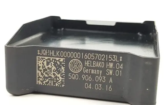 Volkswagen Golf VII Central body control module 5Q0906093A