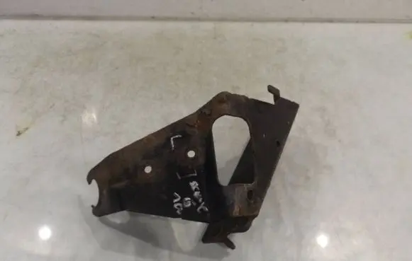 Renault Scenic III - Grand scenic III Engine mounting bracket 215140015R