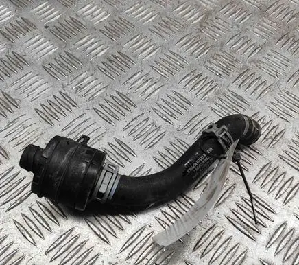 Volvo XC90 Engine coolant pipe/hose 31404449