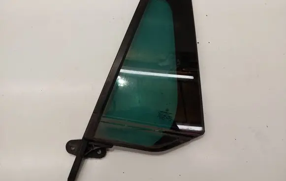 Volkswagen PASSAT B8 Rear vent window glass 3G9845213