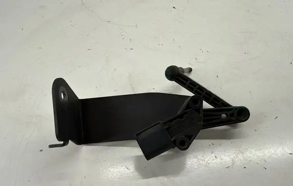 Tesla Model X Rear air suspension level height sensor 102797100A