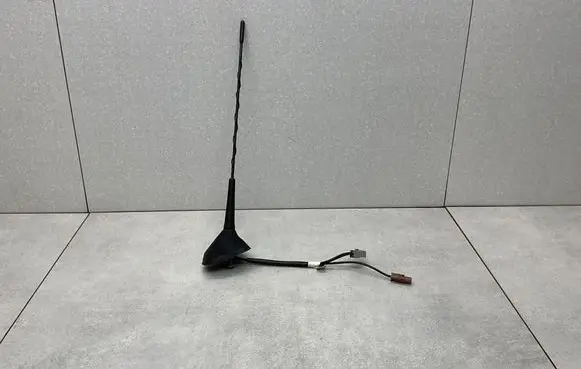 Nissan X-Trail T32 Aerial GPS antenna