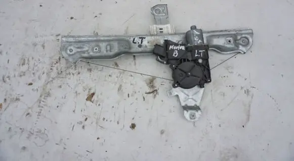 Opel Meriva B Rear door window regulator with motor