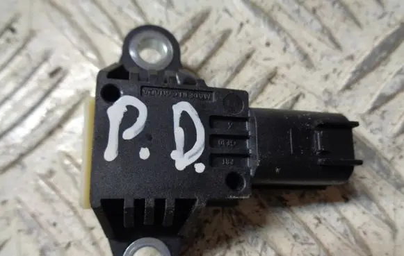KIA Sorento Airbag deployment crash/impact sensor 959202P050