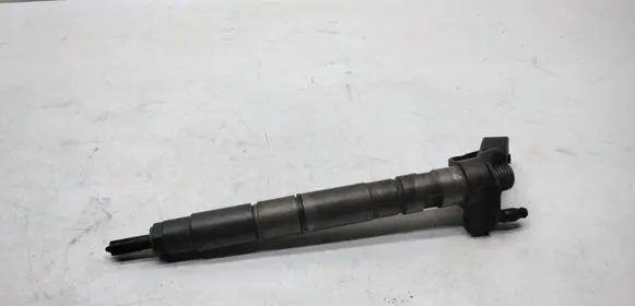 Audi A6 S6 C6 4F Fuel injector 059130277AB