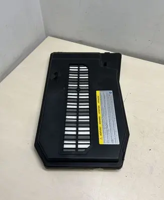Porsche Cayenne (92A) Battery box tray cover/lid 7L0864643B