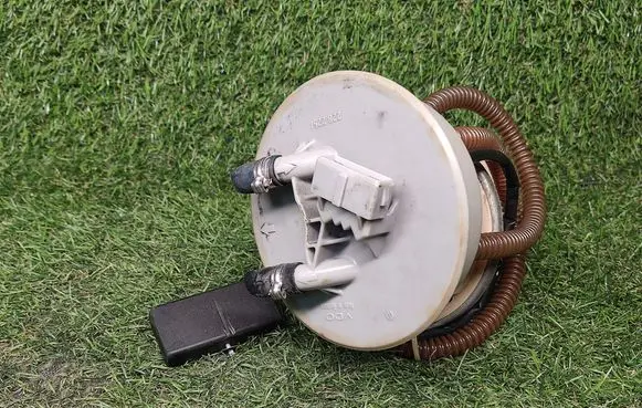 Volkswagen Golf III In-tank fuel pump 1H0919051AK