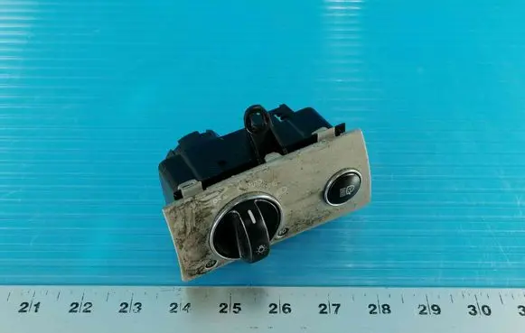 Mercedes-Benz E W211 Light switch A2115450104 2115450104 04056003