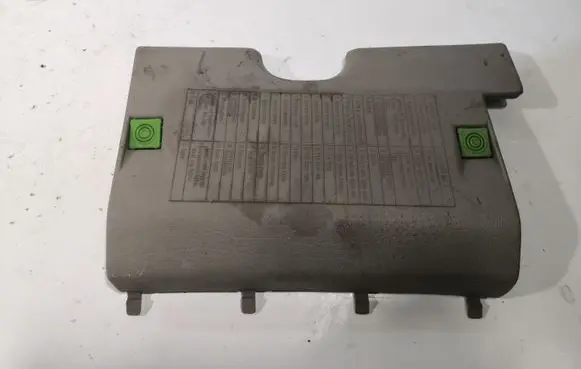 Volkswagen Golf III Fuse box cover 1H1857917