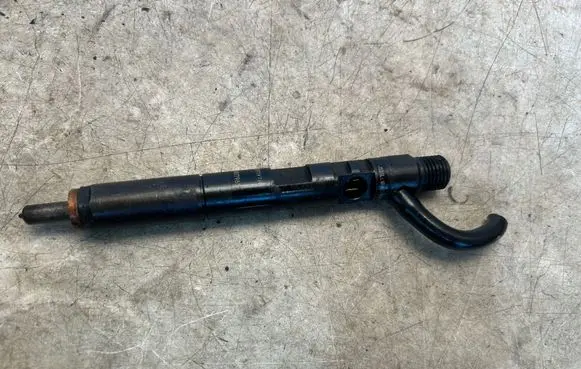 Renault Megane III Fuel injector 166000897R H8200827965 28237259