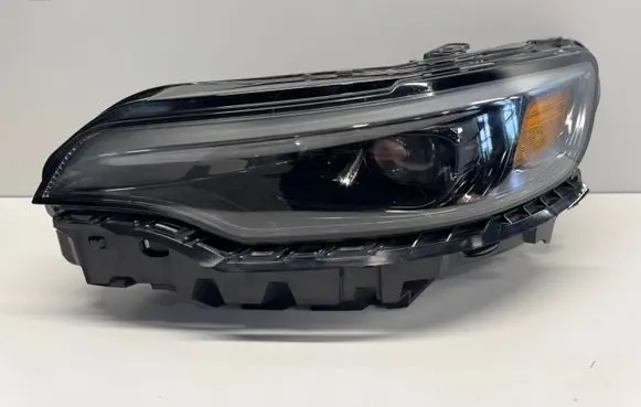 Jeep Cherokee Headlight/headlamp 68275945AH