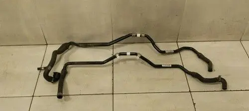 Mercedes-Benz AMG GT 4 x290 w290 Oil cooling pipe A1905003400