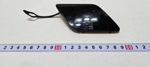 Mercedes-Benz C W204 Front tow hook cap/cover A2048850426