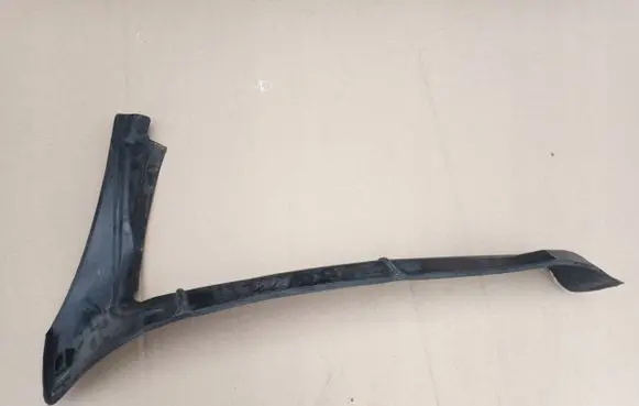 Audi A5 8T 8F Fender end trim 8T0821112A