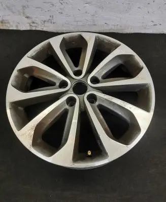 Nissan Qashqai+2 R18 alloy rim 