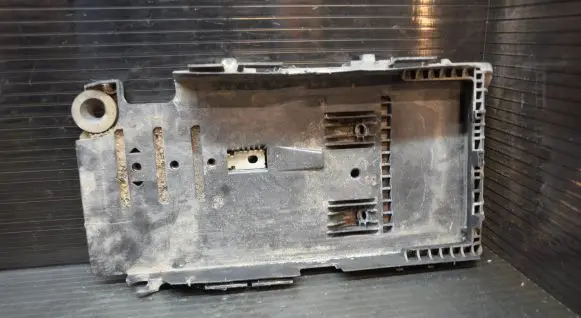 Ford Mondeo MK IV Battery tray 6G9110723A