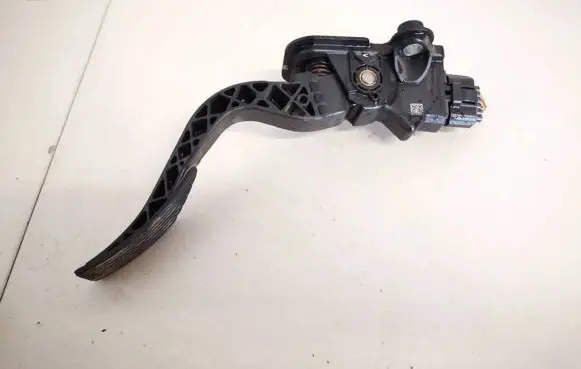 Mitsubishi Outlander Accelerator throttle pedal 44346704809 mn101543