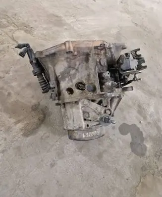 Citroen Berlingo Manual 5 speed gearbox 20DP56 5256493B