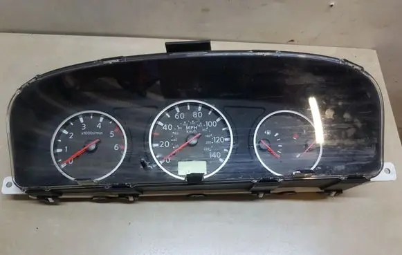 Nissan X-Trail T30 Speedometer (instrument cluster) EQ310FE