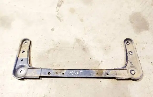 Renault Megane III Radiator mount bracket 
