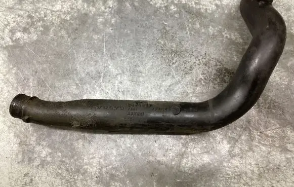 Volvo V70 Intercooler hose/pipe 8624887
