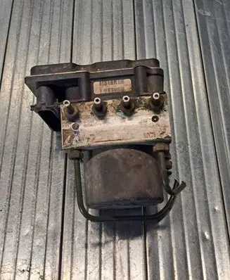 Nissan Primera ABS Pump 0265231317 020617