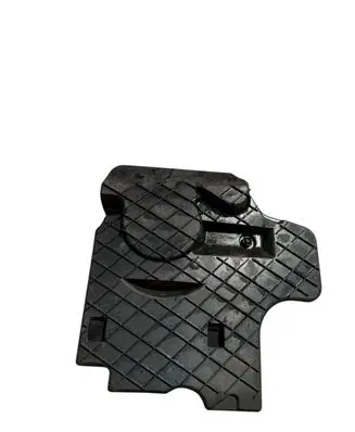 Mercedes-Benz C W204 Timing belt guard (cover) A6510101867 BBP179802 6510101867