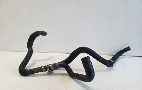 Maserati Ghibli Engine coolant pipe/hose 