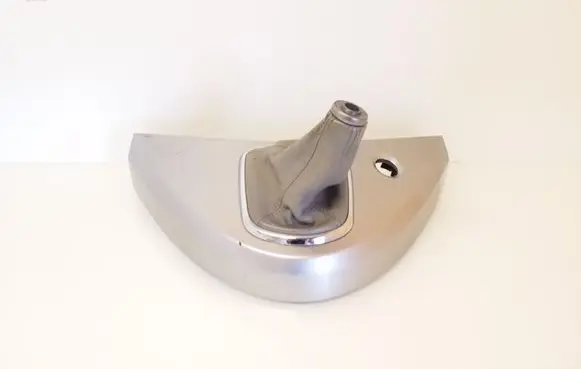 Mitsubishi Grandis Gear shifter surround trim plastic MN166424 MN151919 GN22104310