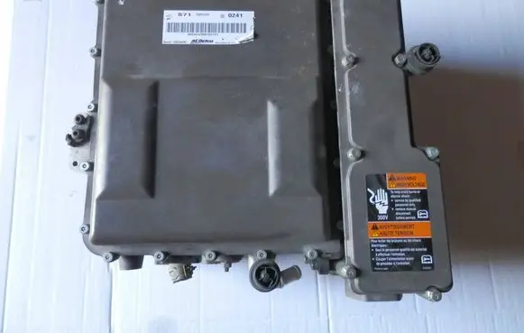 Cadillac Escalade Voltage converter inverter 