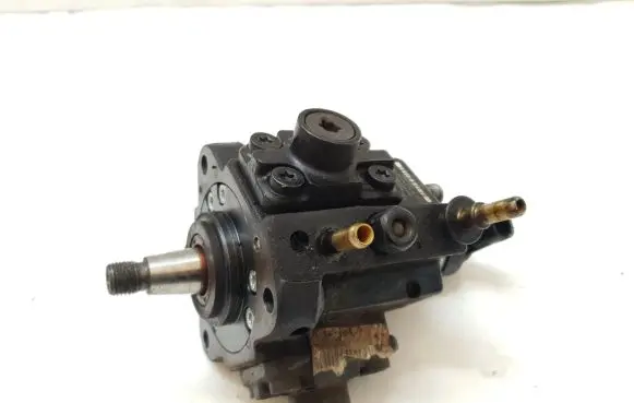 Fiat Stilo Fuel injection high pressure pump 0445010130