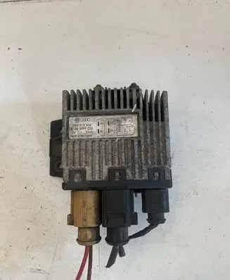 Volkswagen Transporter - Caravelle T5 Fan control module 3B0919506