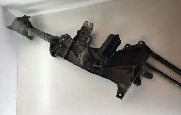 Fiat Ulysse Front wiper linkage and motor 1124B