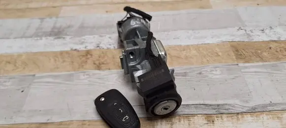 Ford Focus Ignition lock 11539097A 6E5T15607CA