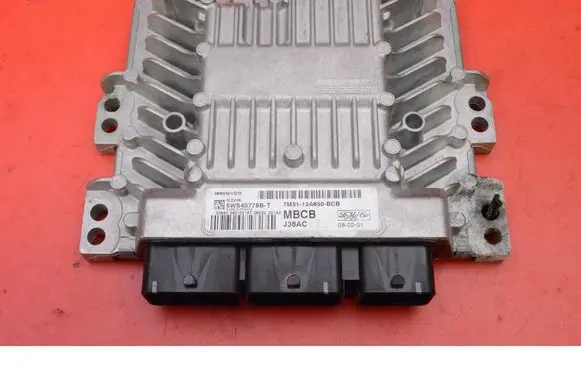 Ford Focus C-MAX Engine control unit/module ECU 7M5112A650BCB