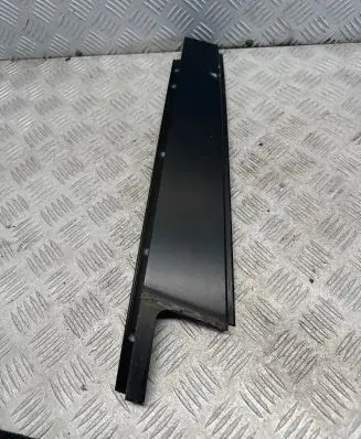 BMW 3 E90 E91 Rear door window/glass frame 