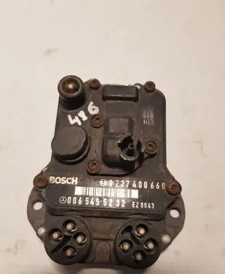 Mercedes-Benz 190 W201 Ignition amplifier control unit 0227400660 0065455232