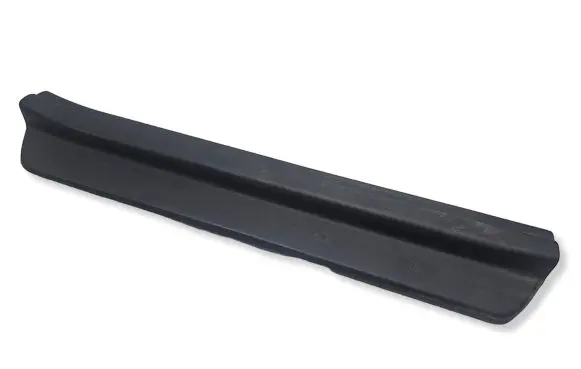 Hyundai i30 Front sill trim cover 858802R000