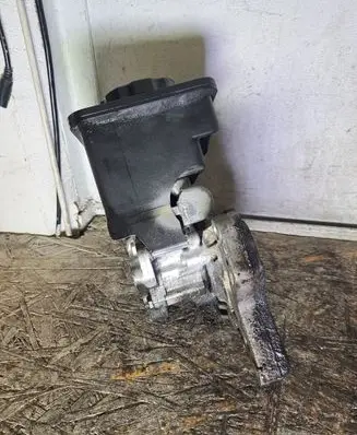 BMW 3 E46 Power steering pump 32422247556 2247556 7691462122
