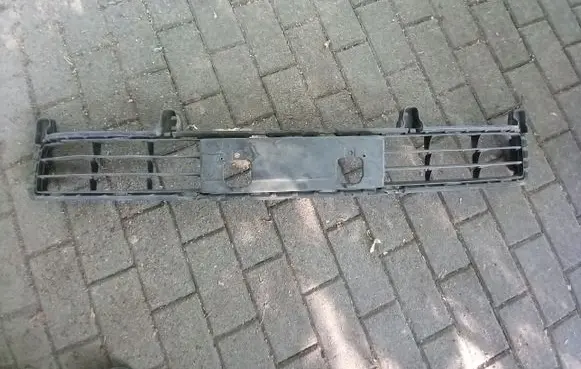 Toyota Land Cruiser (J200) Front bumper lower grill 5311260110