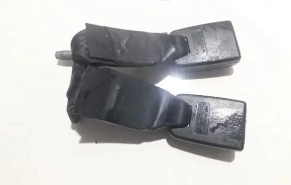Mazda 2 Rear seatbelt buckle 3m71a613k21aa 040706